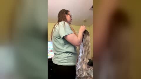 VegasGirl online show from January 7, 2026, 9:23 am