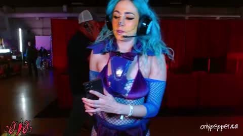 Pepper online show from October 18, 2025, 5:35 pm