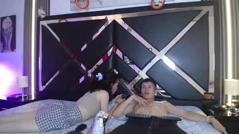 oblivionlove online show from December 16, 2025, 9:42 pm