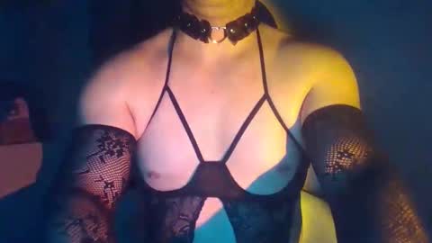 Snapshot of obscuraboy chatting on June 7, 2026, 10:57 pm Doxy online show from June 7, 2026, 10:57 pm