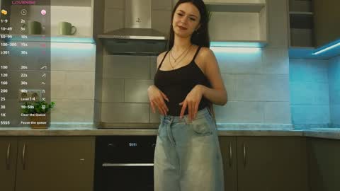 Bella online show from March 31, 2026, 3:23 pm