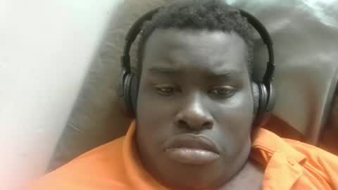 Snapshot of obsidianwest chatting on July 7, 2026, 6:56 pm Obsidianwest online show from July 7, 2026, 6:56 pm