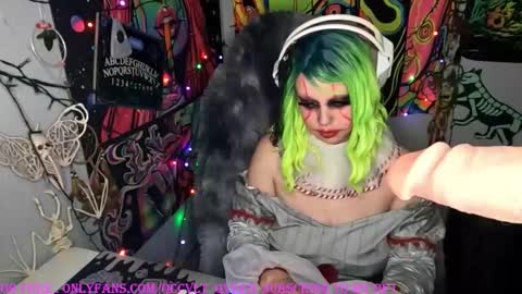 occvlt qveen online show from October 24, 2025, 11:01 pm