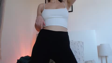 Snapshot of ocean_eyess_ chatting on February 25, 2026, 1:43 pm Kate my ONLYFANS katy ocean online show from February 25, 2026, 1:43 pm