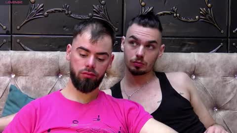 Snapshot of oceanheat chatting on November 24, 2025, 10:53 pm OceanHeart online show from November 24, 2025, 10:53 pm