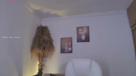 independent model online show from May 22, 2026, 6:24 pm