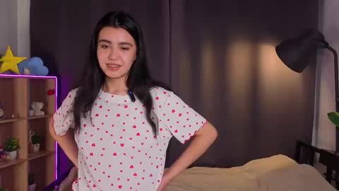 Snapshot of octaviaamos chatting on October 28, 2025, 4:05 am Monica online show from October 28, 2025, 4:05 am