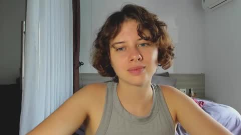 Evie online show from February 24, 2025, 6:16 am