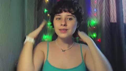 Evie online show from November 2, 2025, 9:33 am