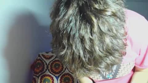 Evie online show from December 17, 2025, 2:56 pm