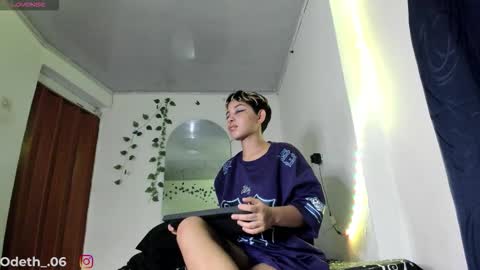 odeth_ online show from November 11, 2025, 4:12 am