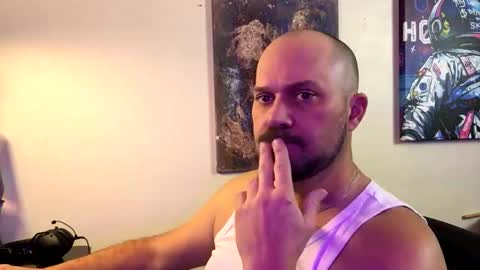 Odin Stone online show from April 15, 2026, 7:58 pm