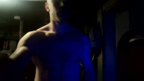 Boatiie online show from November 5, 2025, 5:57 pm