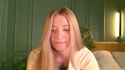 off_the_record_ online show from November 28, 2025, 12:41 pm