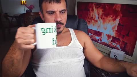 officeman7 online show from December 5, 2024, 5:06 pm