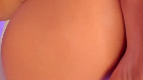 Holly online show from December 22, 2024, 7:44 am