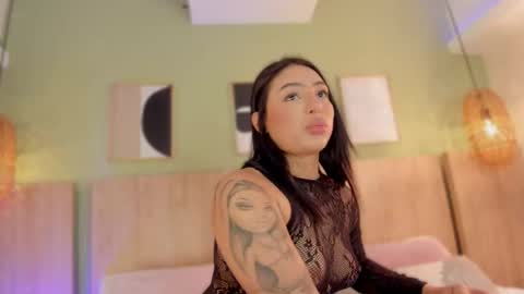 Holly online show from February 19, 2026, 11:17 am