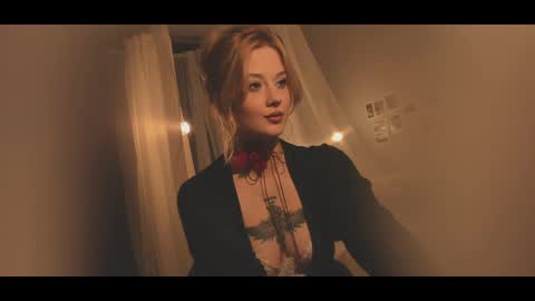 your dear Lilith Chapman online show from April 19, 2026, 8:22 pm