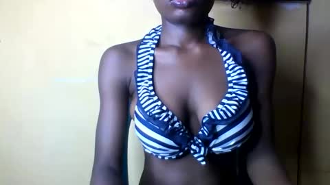 Snapshot of oh_sexyphilo chatting on October 3, 2025, 9:17 am philo bby online show from October 3, 2025, 9:17 am