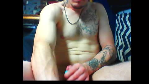 Snapshot of oh_you_know69 chatting on December 17, 2024, 8:21 pm who dares toss me some tips lets have fun online show from December 17, 2024, 8:21 pm