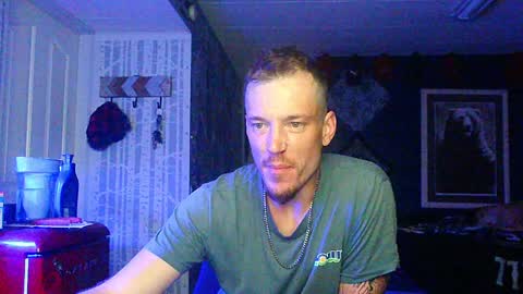 Snapshot of oh_you_know69 chatting on September 29, 2025, 8:52 am who dares toss me some tips lets have fun online show from September 29, 2025, 8:52 am