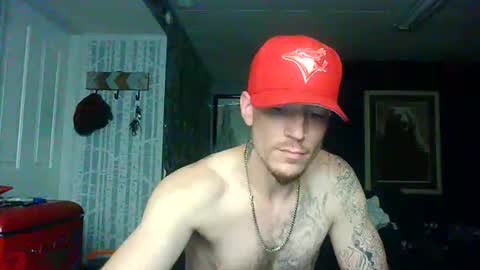 Snapshot of oh_you_know69 chatting on November 16, 2025, 9:04 am who dares toss me some tips lets have fun online show from November 16, 2025, 9:04 am