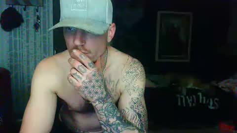 Snapshot of oh_you_know69 chatting on November 20, 2025, 7:52 am who dares toss me some tips lets have fun online show from November 20, 2025, 7:52 am