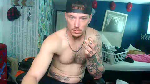 Snapshot of oh_you_know69 chatting on November 26, 2025, 7:48 pm who dares toss me some tips lets have fun online show from November 26, 2025, 7:48 pm