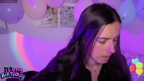 ohanna_ online show from April 10, 2026, 10:47 pm