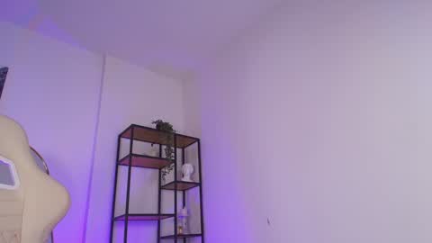 Julia online show from January 22, 2025, 9:02 am