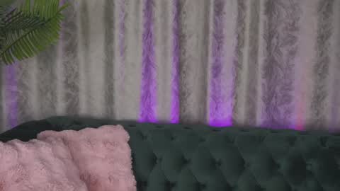 Julia online show from February 2, 2025, 7:41 am