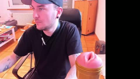 Chris online show from March 27, 2026, 3:34 pm