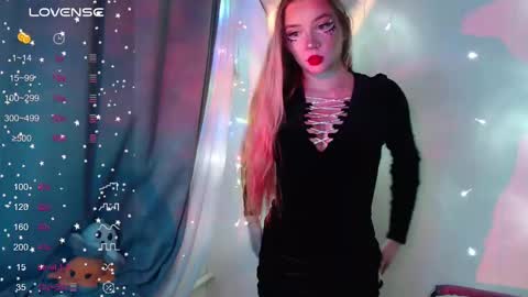 Snapshot of ohiko4545 chatting on March 4, 2025, 7:22 pm katarina online show from March 4, 2025, 7:22 pm