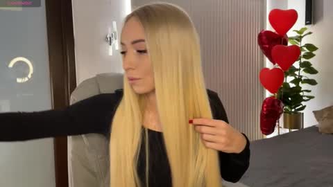 Emma online show from March 4, 2026, 1:22 am