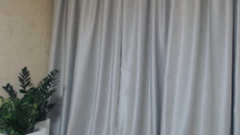 Mari online show from January 28, 2025, 9:40 pm