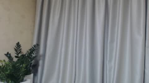 Mari online show from February 4, 2025, 4:18 pm