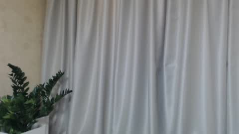 Mari online show from February 23, 2025, 1:42 pm