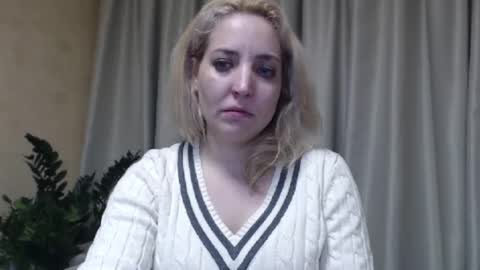 Mari online show from March 7, 2025, 6:22 pm