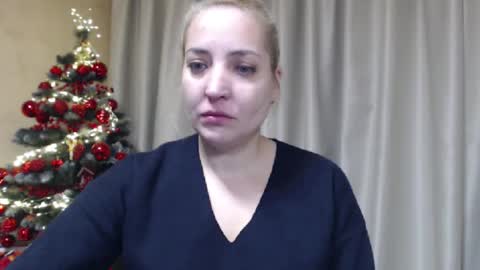 Mari online show from December 22, 2025, 5:21 pm