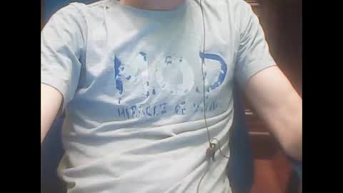 ojosverdess30 online show from December 20, 2025, 7:43 pm