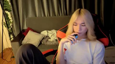 Snapshot of okerriella chatting on January 10, 2026, 1:57 pm Ami online show from January 10, 2026, 1:57 pm