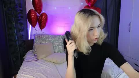 Snapshot of okerriella chatting on February 15, 2026, 7:05 am Ami online show from February 15, 2026, 7:05 am