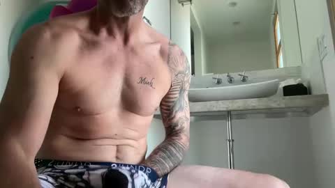 oki42 online show from May 22, 2026, 2:55 pm