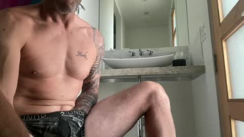 oki42 online show from June 26, 2026, 2:43 pm