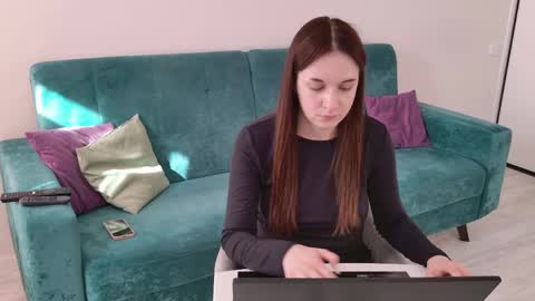 Ola queen online show from March 31, 2026, 5:52 am