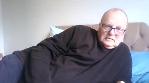 old_fkr online show from December 29, 2024, 10:56 am