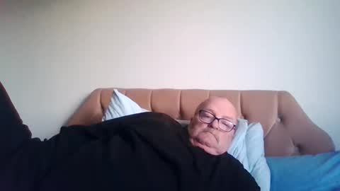 old_fkr online show from January 16, 2025, 4:18 pm