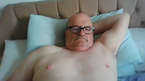 old_fkrr_ online show from October 6, 2025, 8:34 am