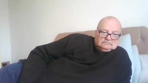 old_fkrr_ online show from October 31, 2025, 11:11 am