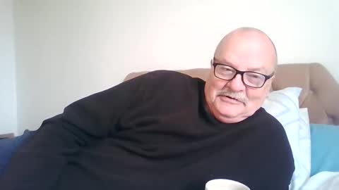 old_fkrr_ online show from December 5, 2025, 11:52 am